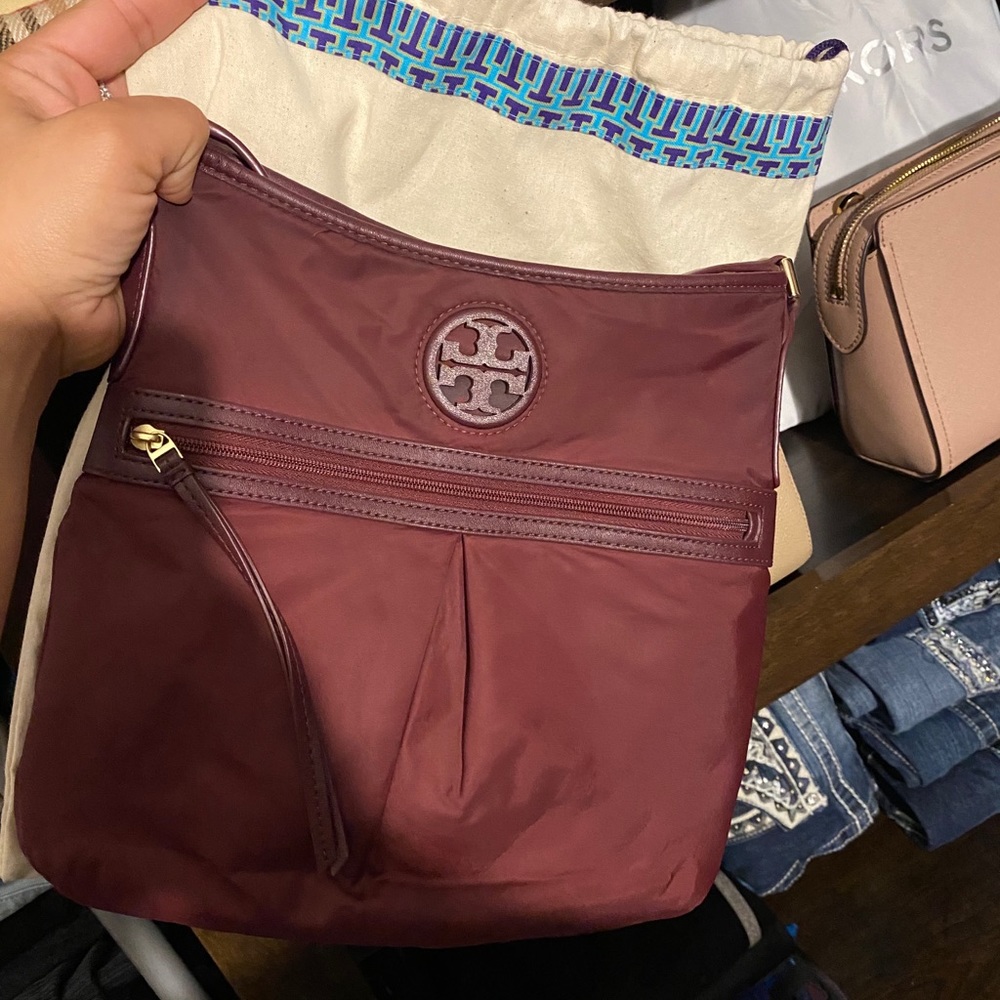 Tory burch crossbody cherry color